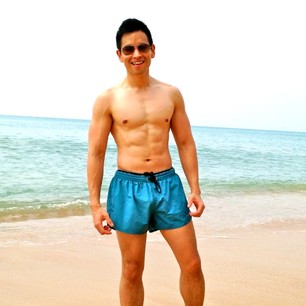 #Throwback 2 months ago, I was laying out on the beaches of #Phuket, Thailand. Oh how I would love to feel the warmth of the sun again!!!